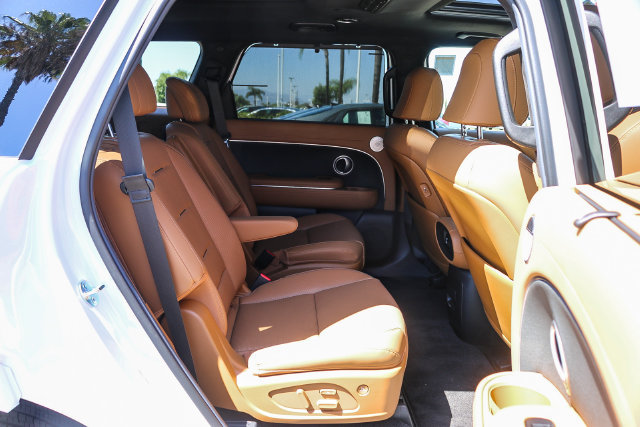 Certified 2026 Hyundai Palisade Calligraphy AWD/4WD image 22