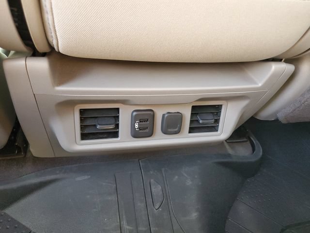 Used 2022 GMC Sierra 2500 SLE w/ SLE Convenience Package AWD/4WD image 17