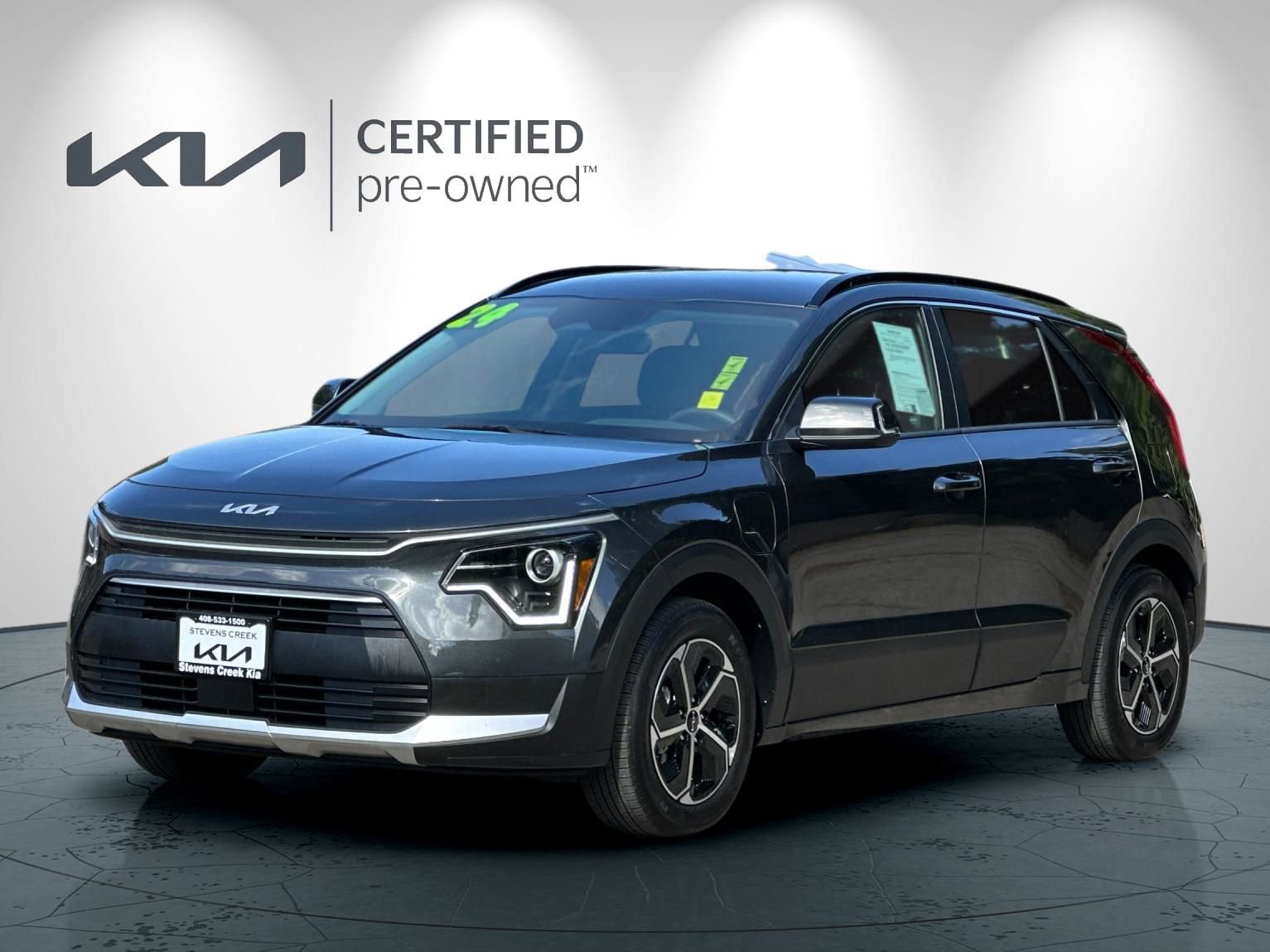Certified 2024 Kia Niro EX FWD image 8