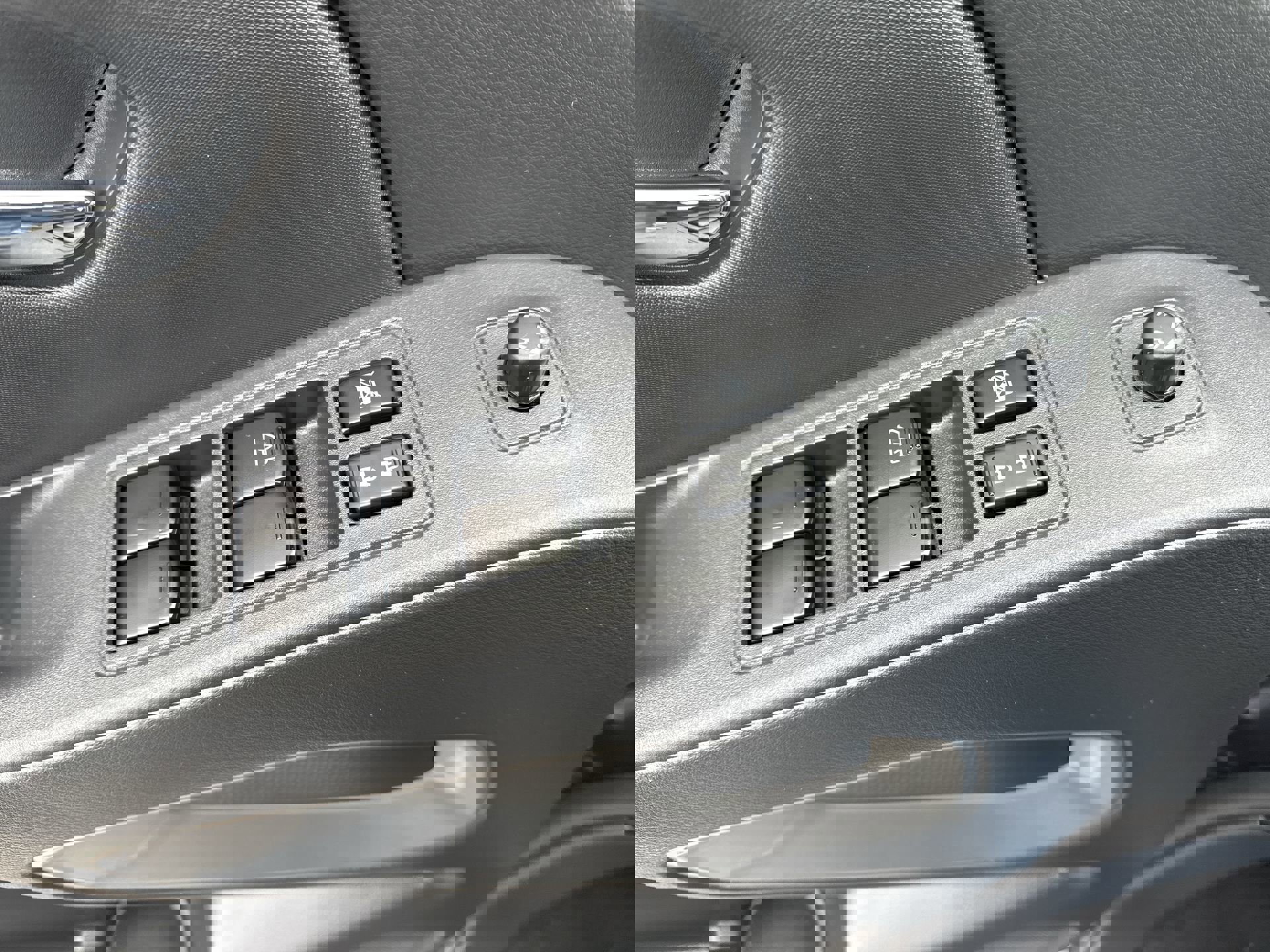 Used 2022 Nissan Frontier SV image 24