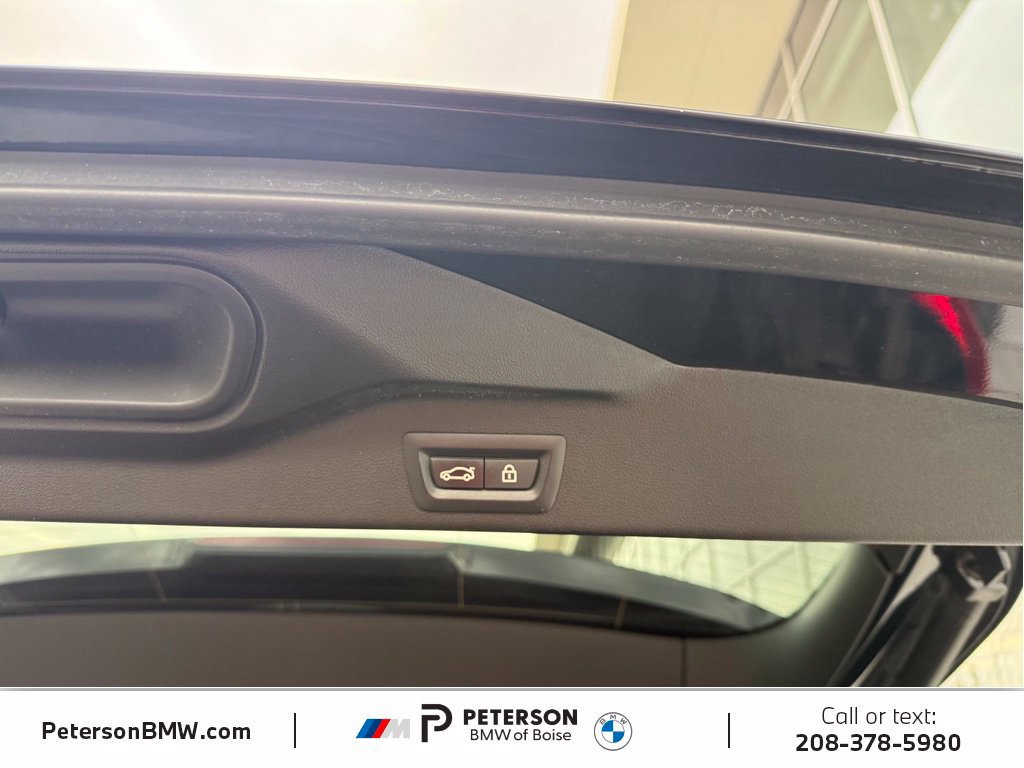 Used 2019 BMW X5 xDrive50i w/ M Sport Package AWD/4WD image 13