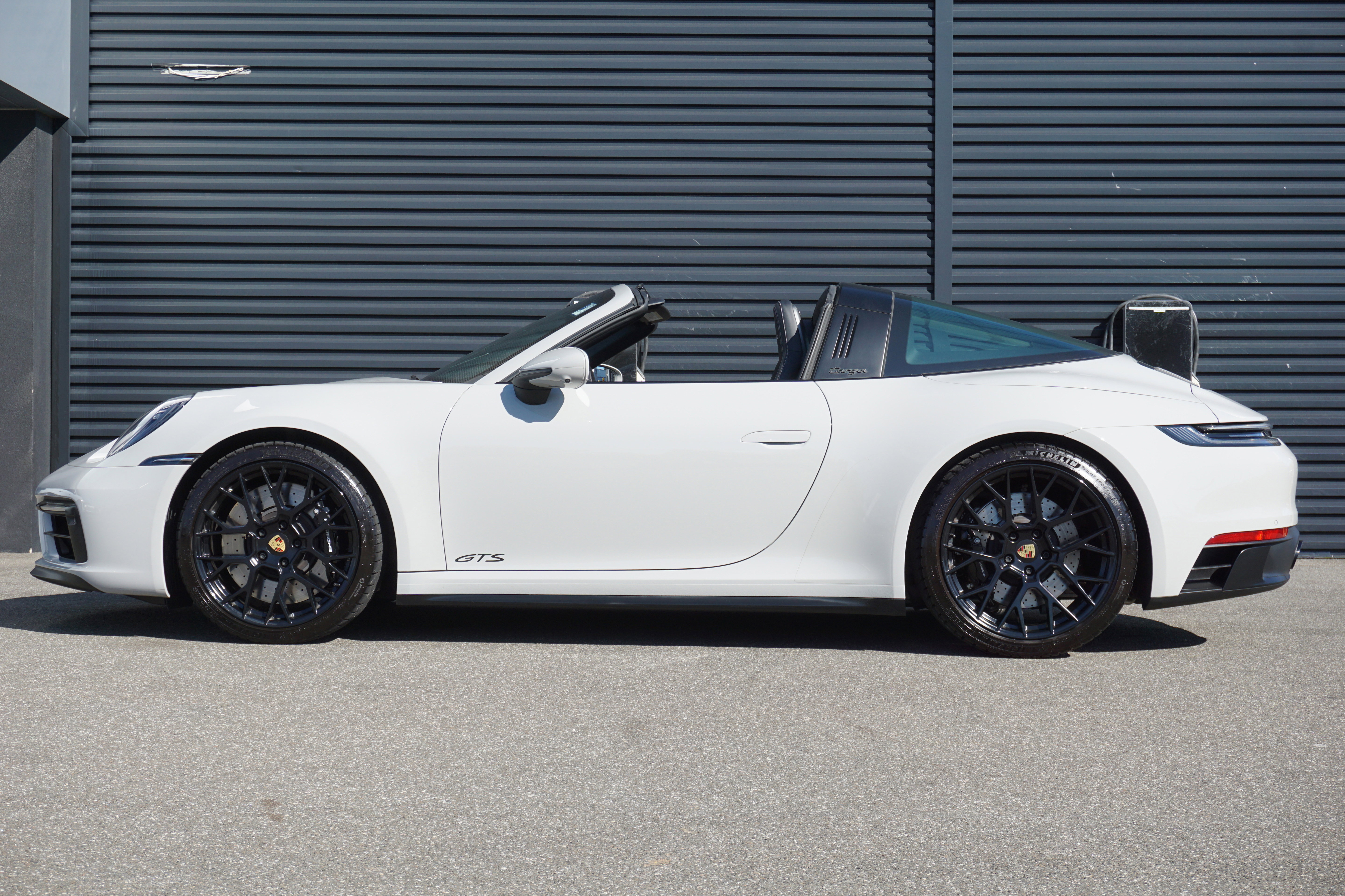 Certified 2023 Porsche 911 Targa 4 GTS image 3
