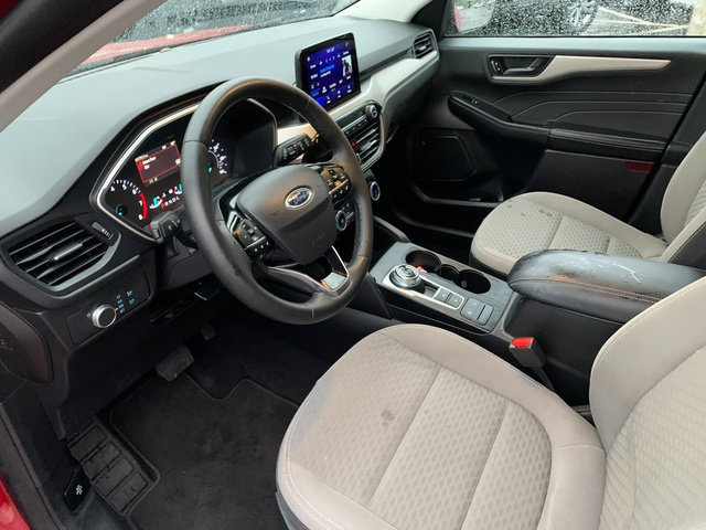 Used 2022 Ford Escape SE w/ Cold Weather Package AWD/4WD image 23