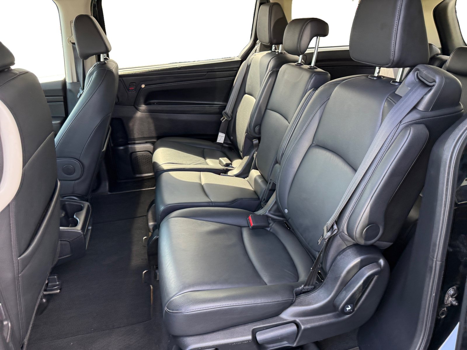 Used 2025 Honda Odyssey EX-L image 16