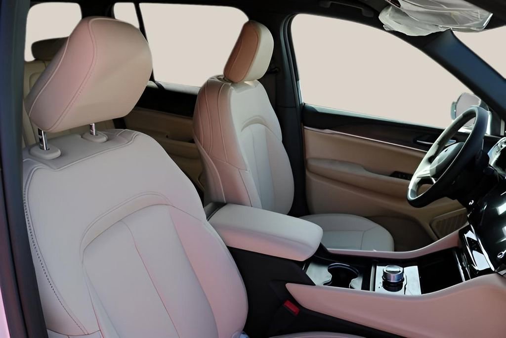 New 2026 Jeep Grand Cherokee Limited image 19