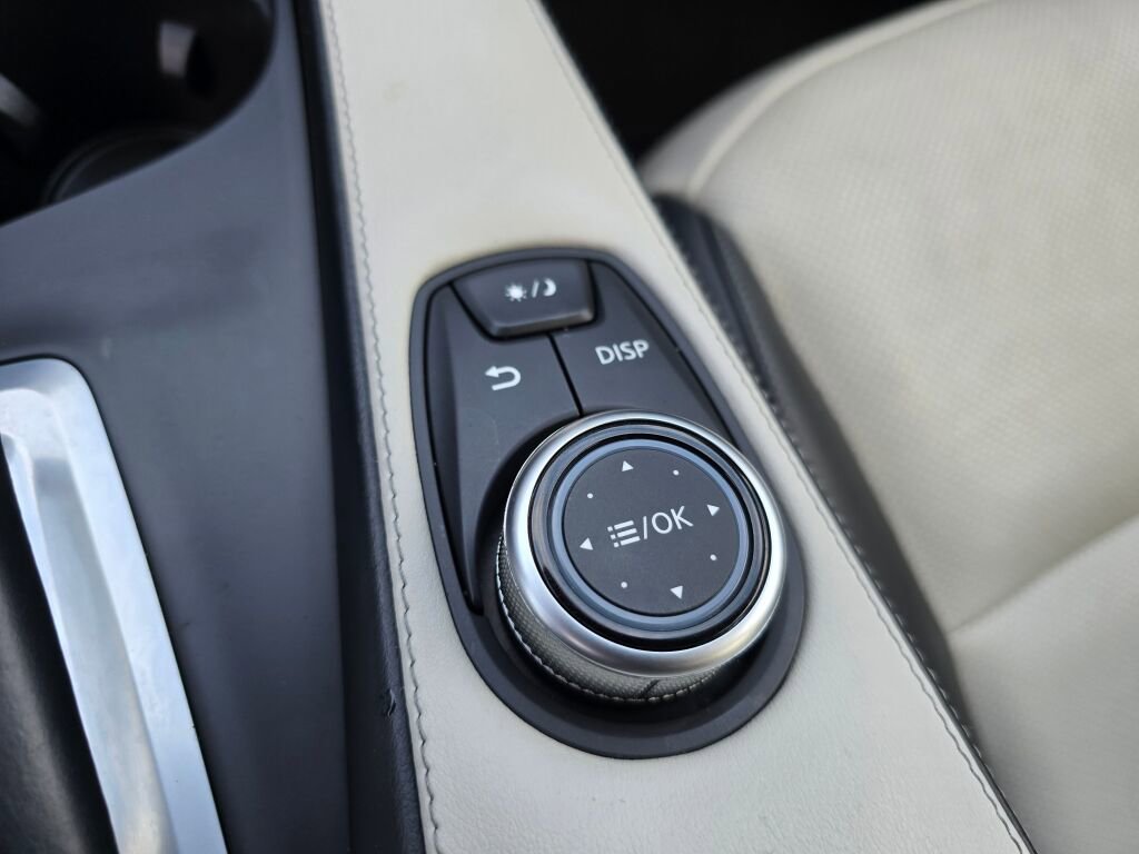 Used 2024 INFINITI QX55 Luxe image 29