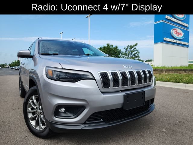 Used 2019 Jeep Cherokee Latitude Plus w/ Cold Weather Group AWD/4WD image 13
