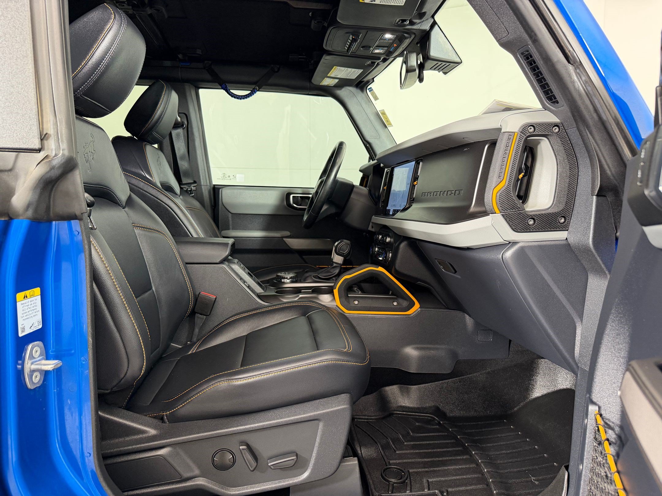 Used 2022 Ford Bronco Badlands w/ Sasquatch Package AWD/4WD image 27