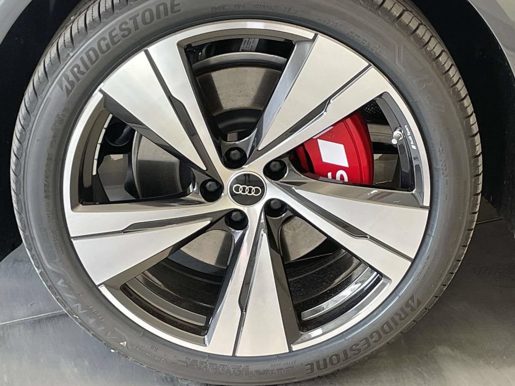 New 2026 Audi SQ5 Premium Plus AWD/4WD image 11