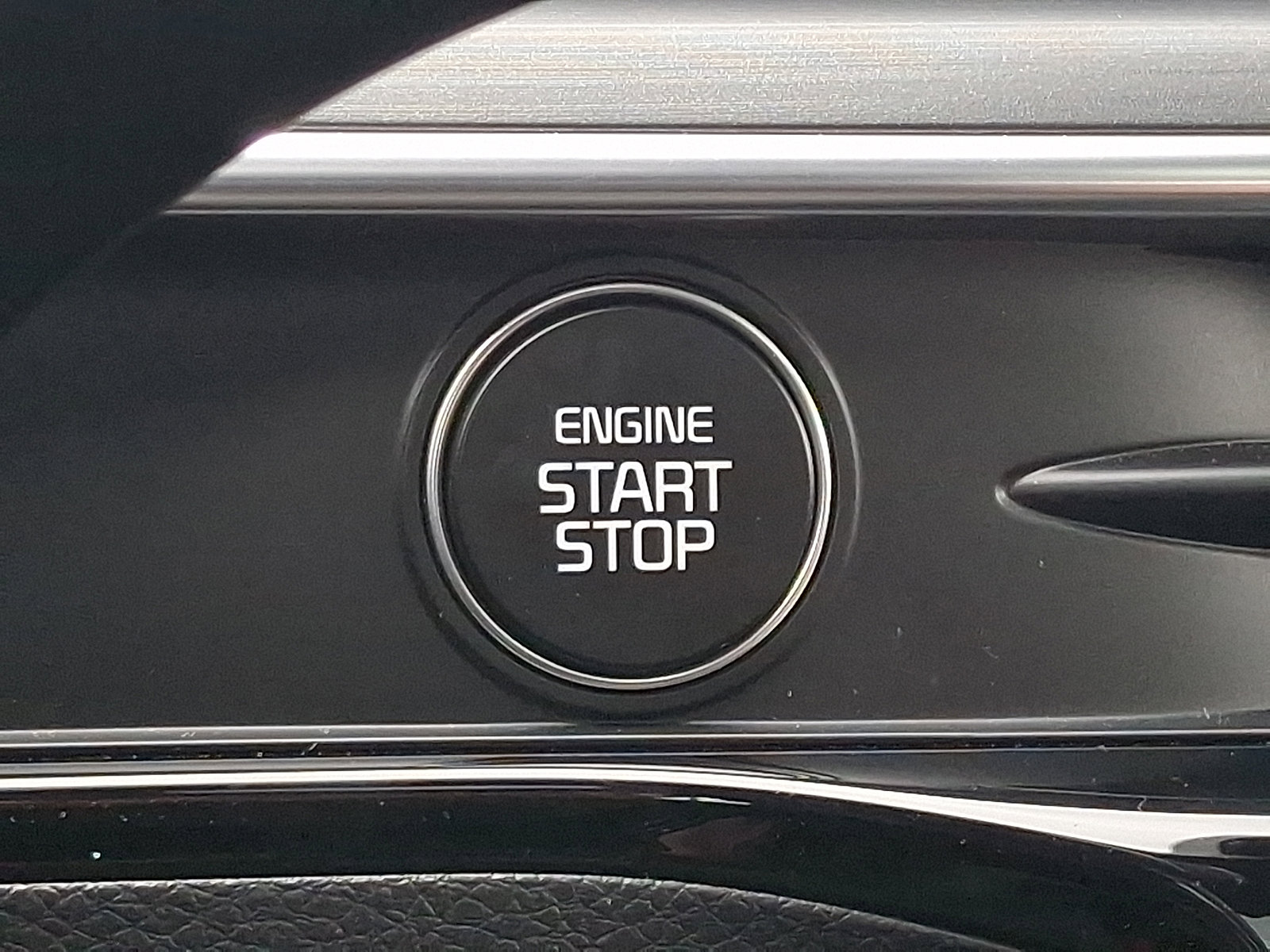 Certified 2025 Kia K5 GT image 24