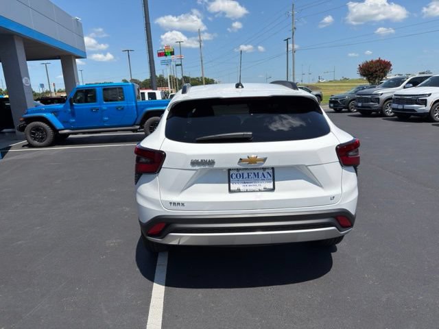 New 2026 Chevrolet Trax LT w/ LT Convenience Package FWD image 25