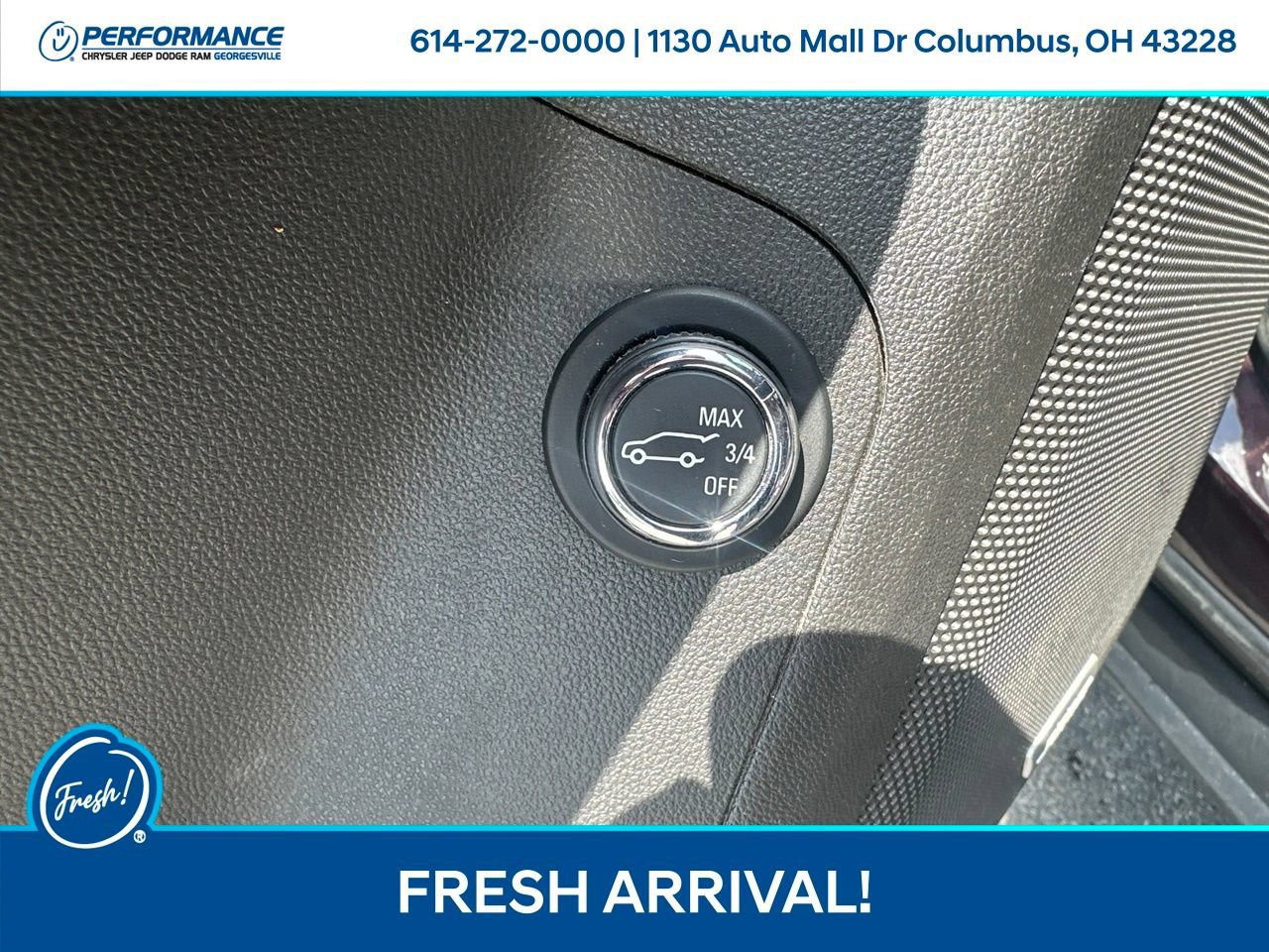 Used 2018 GMC Acadia SLT w/ LPO, Floor Liner Package FWD image 12