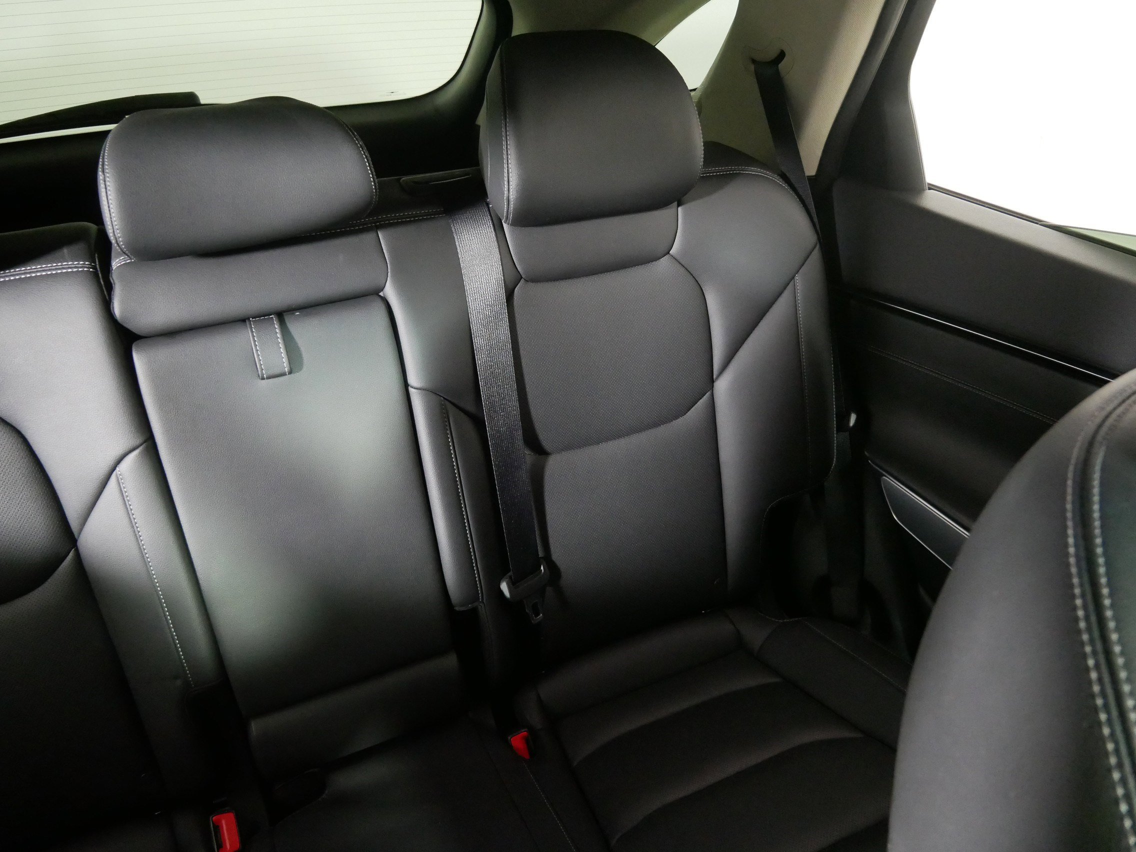 Certified 2022 Genesis GV70 2.5T w/ Select Package image 14