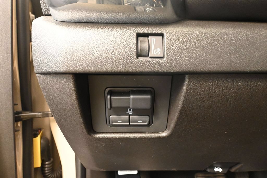 Used 2023 GMC Canyon Elevation w/ Elevation Premium Package AWD/4WD image 24