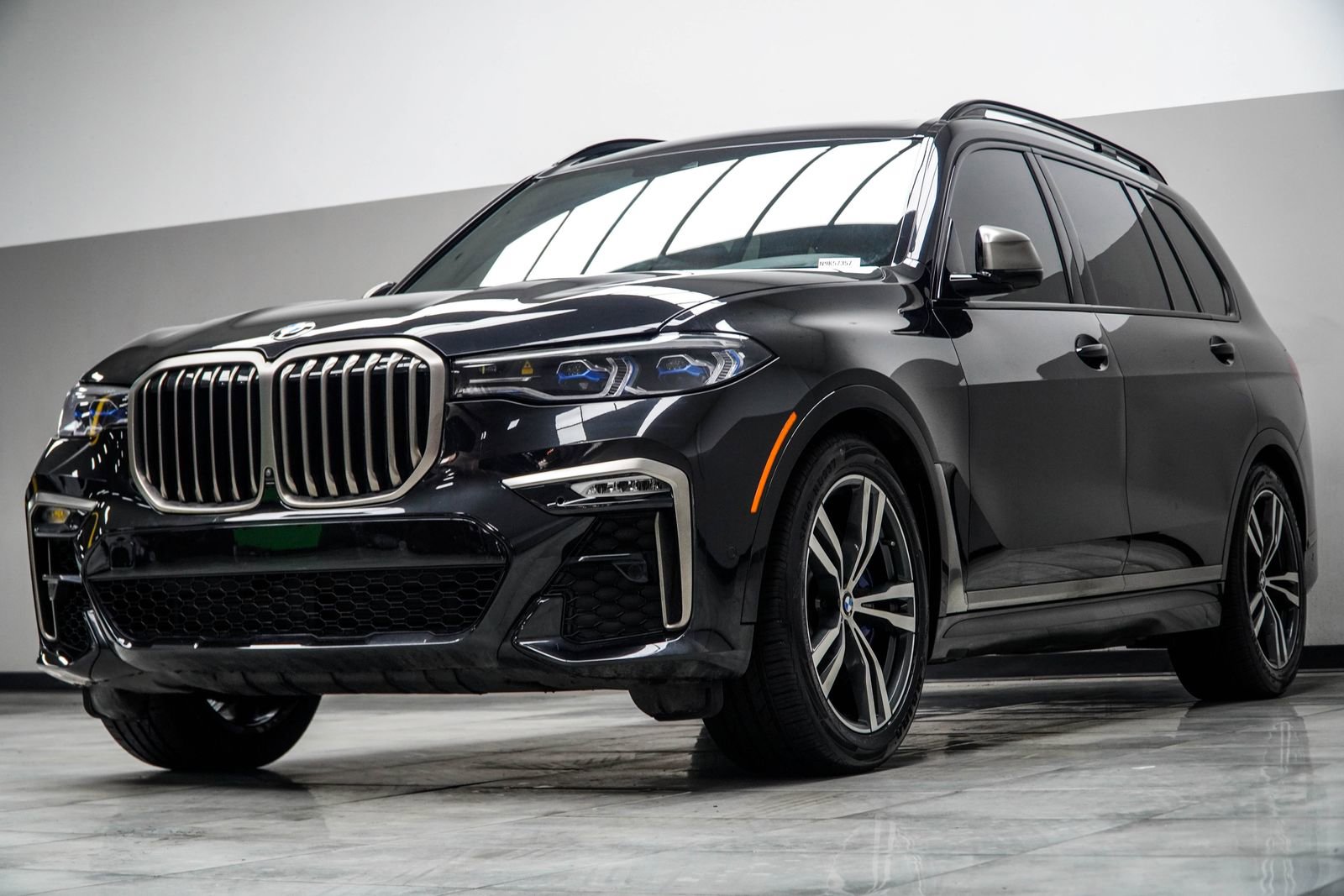 Used 2022 BMW X7 M50i w/ Executive Package AWD/4WD image 9
