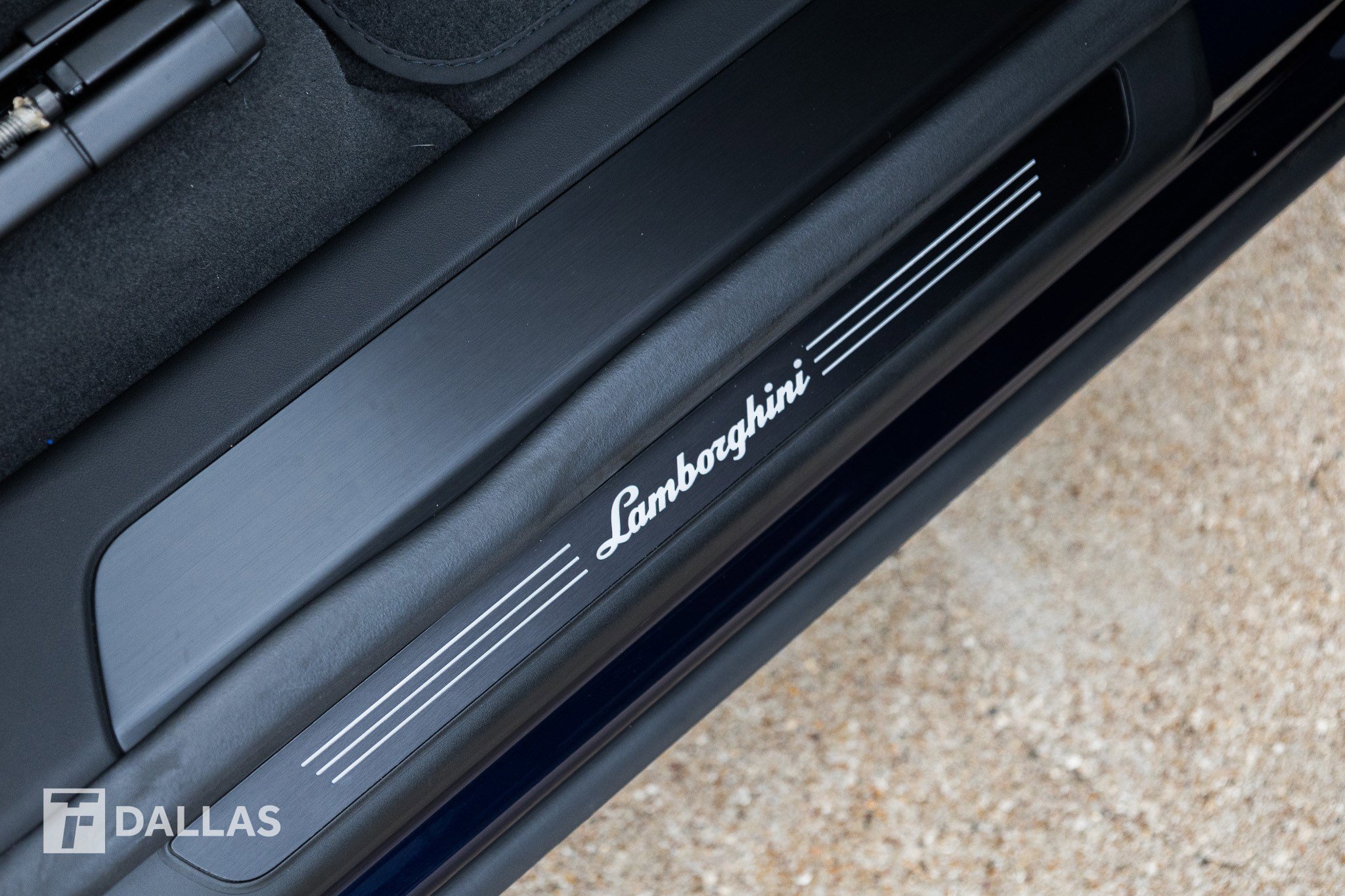 Used 2024 Lamborghini Urus S image 36