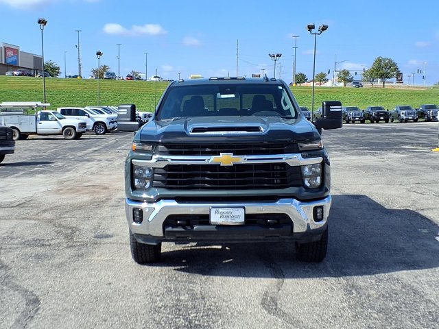 Used 2025 Chevrolet Silverado 2500 LT w/ All Star Edition AWD/4WD image 15