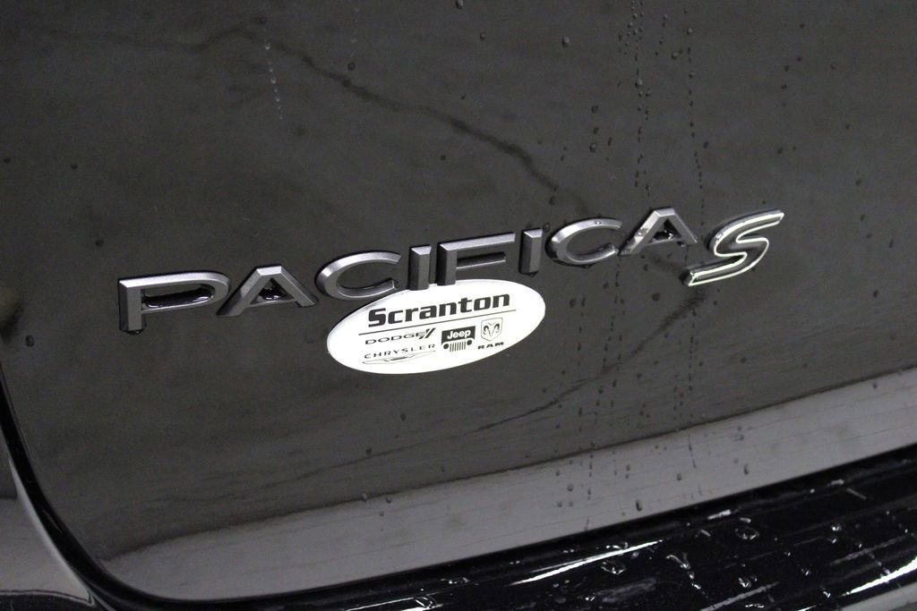 New 2026 Chrysler Pacifica Select image 38