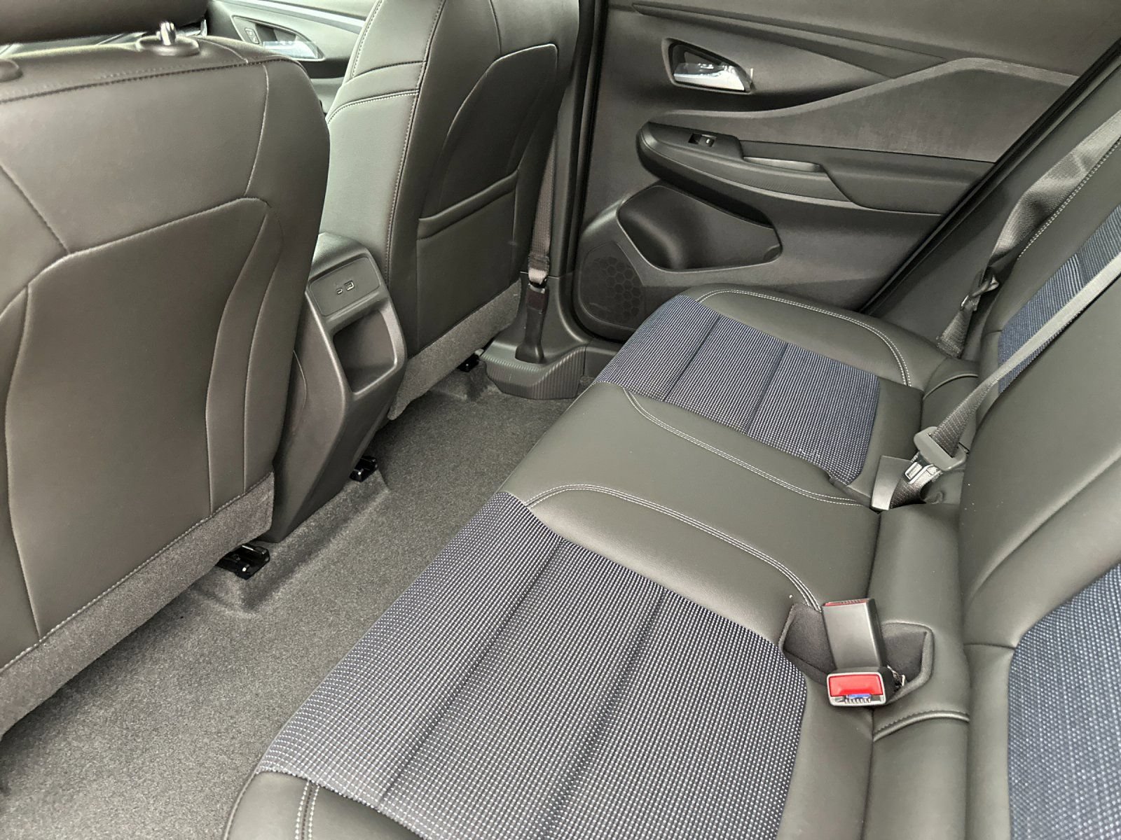 New 2026 Buick Envista Sport Touring FWD image 12
