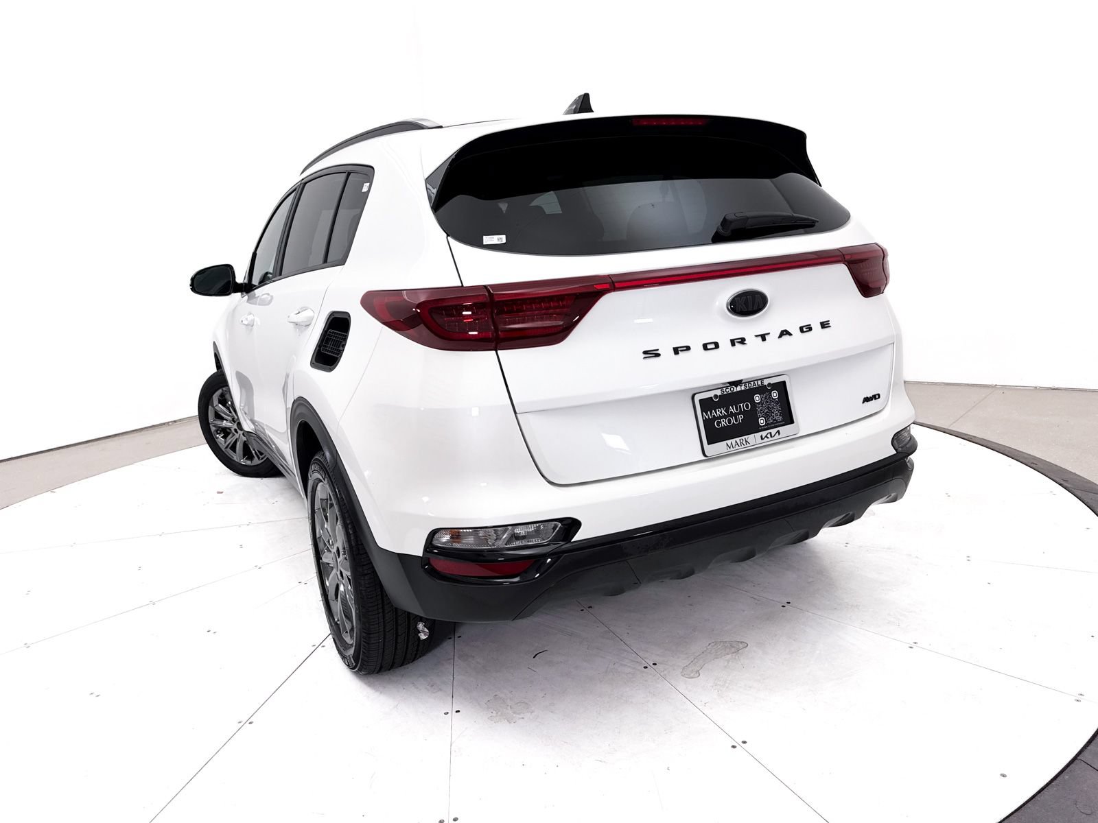 Certified 2022 Kia Sportage Nightfall Edition w/ Nighfall AWD Premium Package image 7
