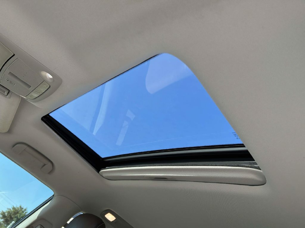 Used 2022 INFINITI QX80 Premium Select w/ All-Season Package RWD image 30