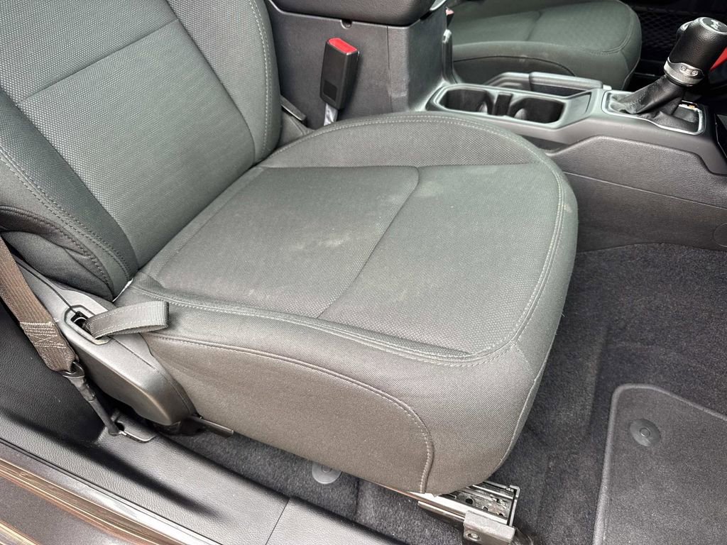 Used 2020 Jeep Wrangler Sport image 22