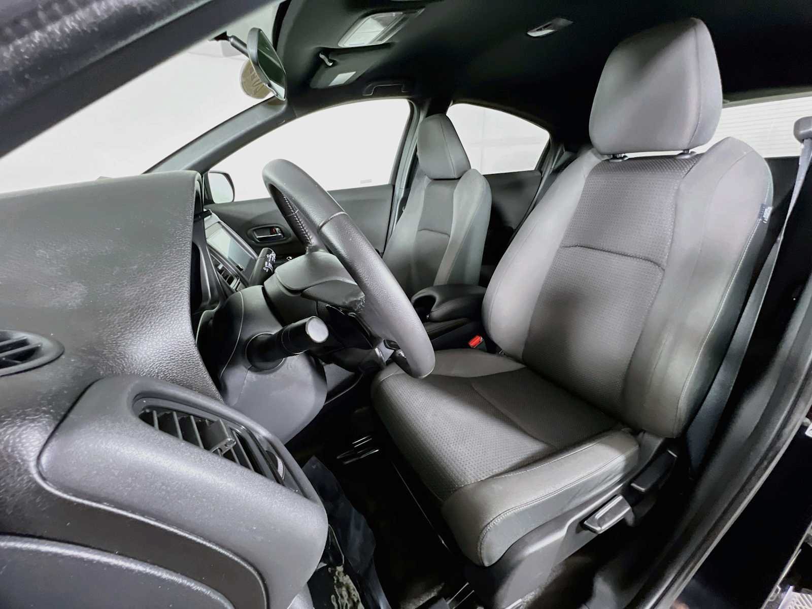 Used 2022 Honda HR-V Sport image 20