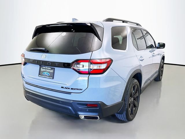 Used 2025 Honda Pilot Black Edition image 7