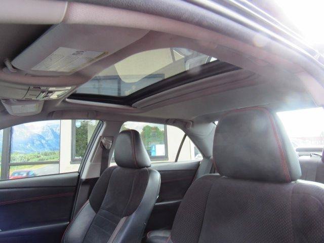 Used 2015 Toyota Camry XSE FWD image 16