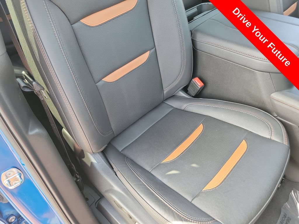 Used 2023 GMC Sierra 1500 AT4 w/ AT4 Premium Package AWD/4WD image 21
