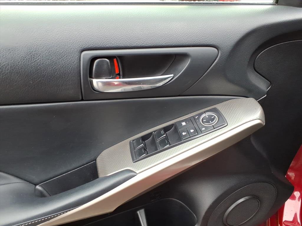 Used 2015 Lexus IS 250 image 16