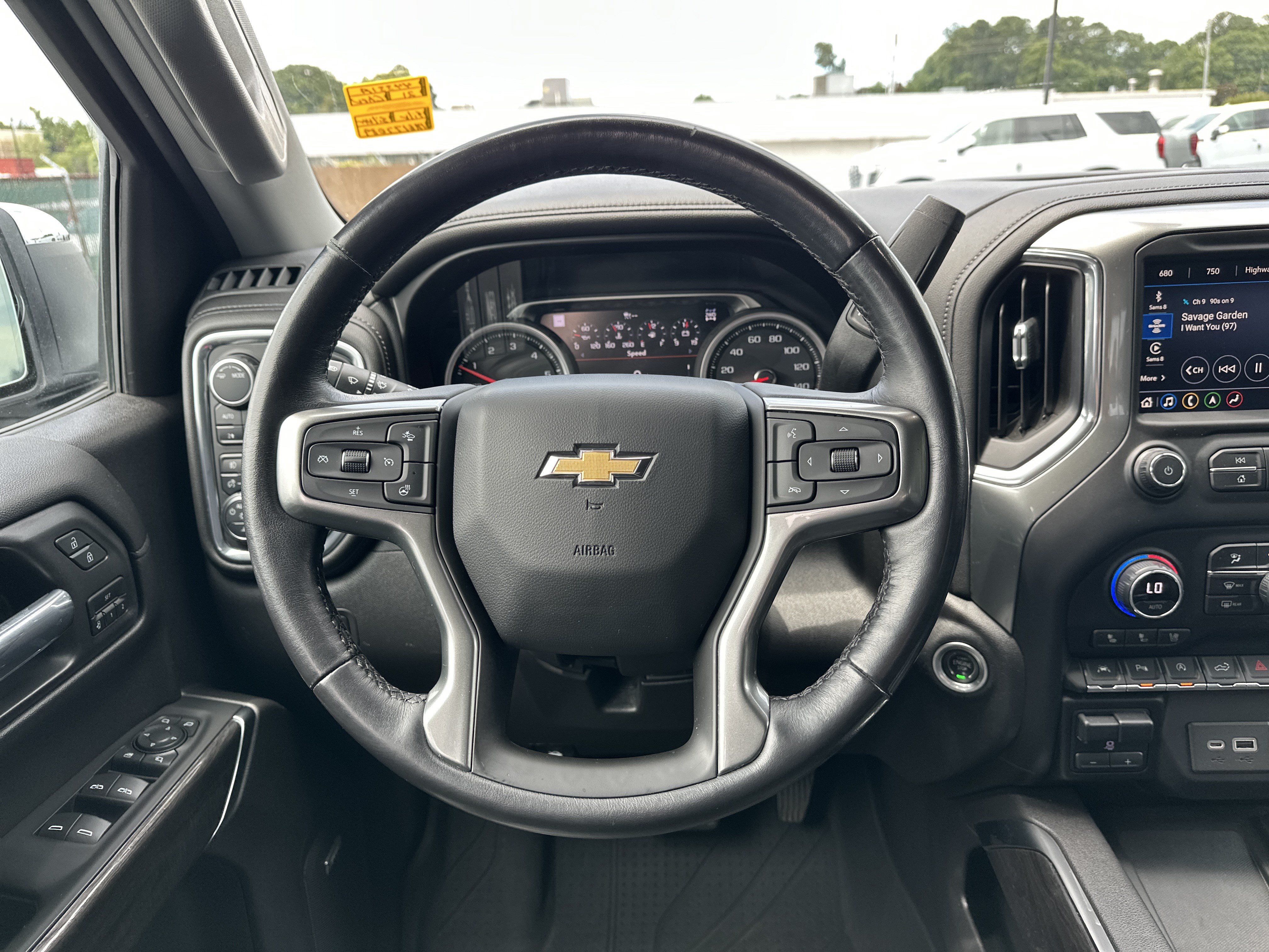 Used 2021 Chevrolet Silverado 1500 LTZ w/ LTZ Premium Package AWD/4WD image 17