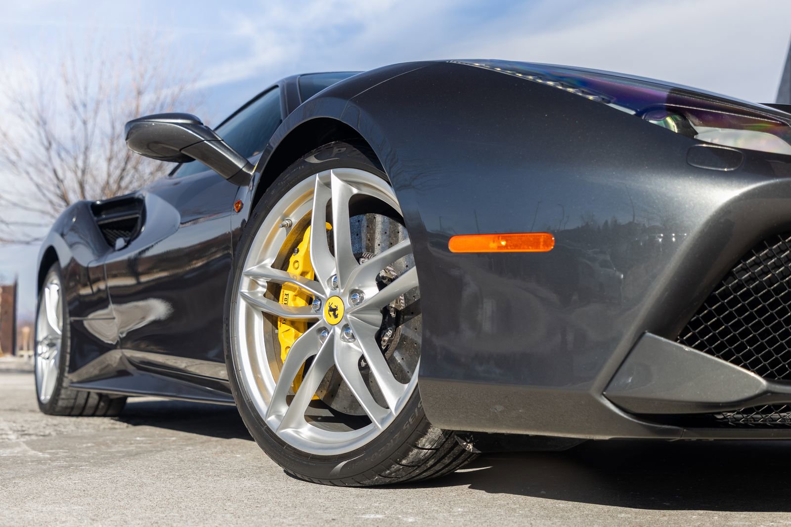 Used 2017 Ferrari 488 GTB image 11