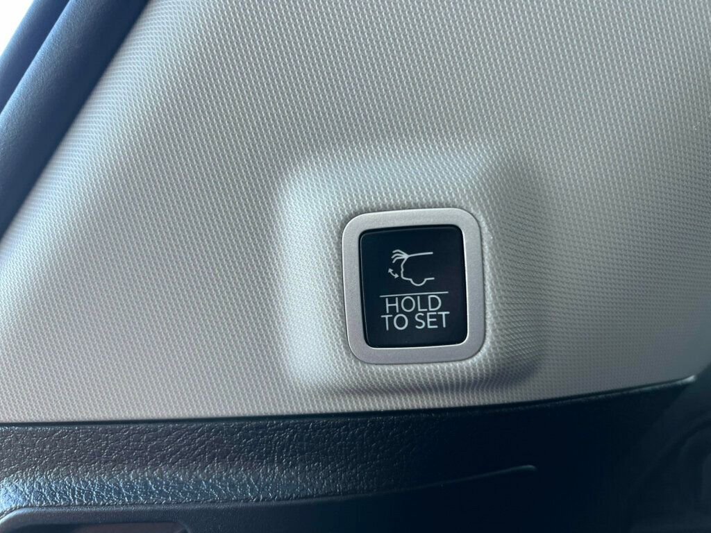 Used 2022 Jeep Grand Cherokee Limited 4xe w/ Luxury Tech Group II image 9