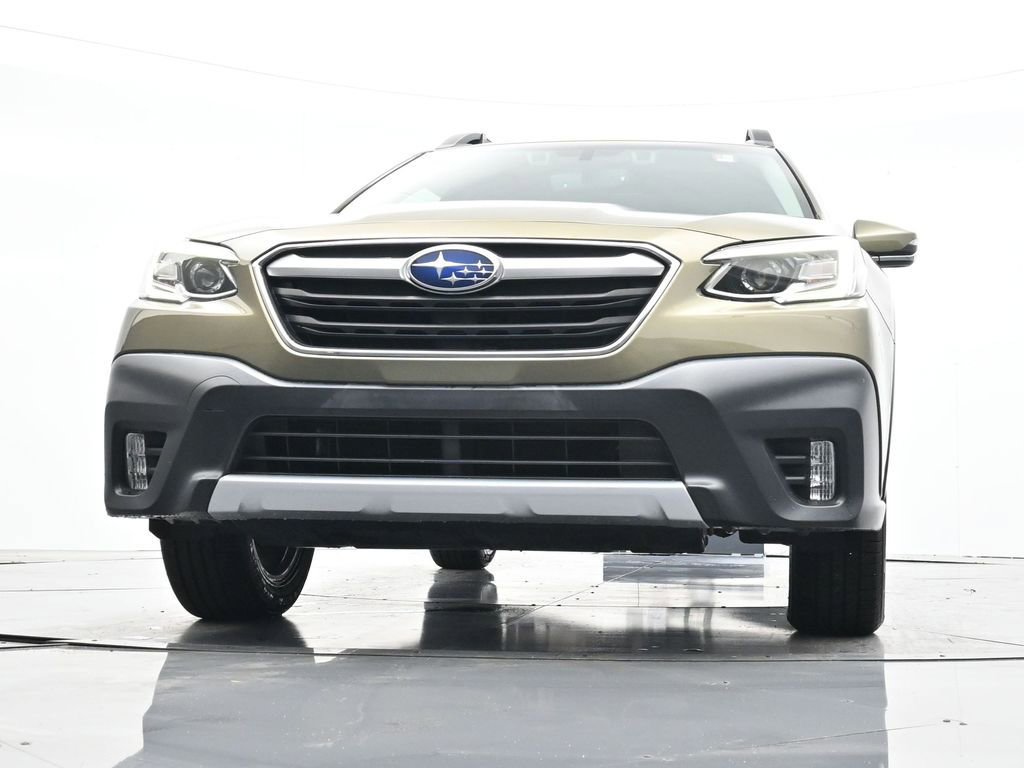Used 2021 Subaru Outback Limited image 32