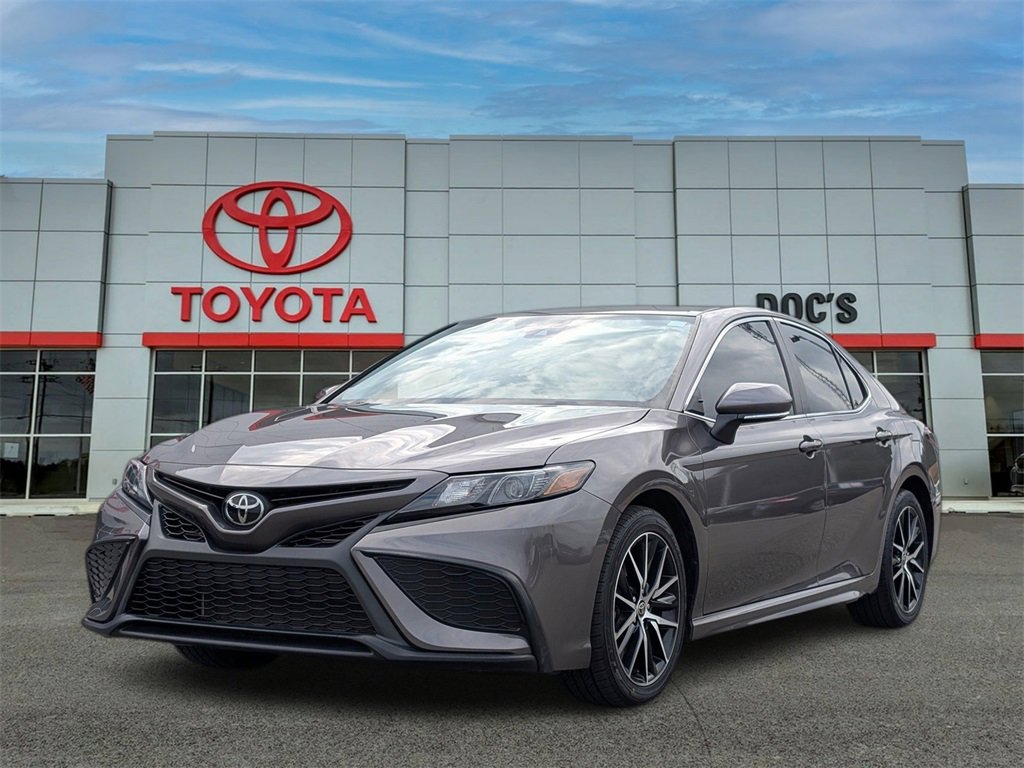 Used 2023 Toyota Camry SE w/ Convenience Package
