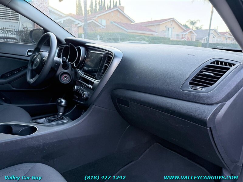 Used 2015 Kia Optima LX FWD image 9