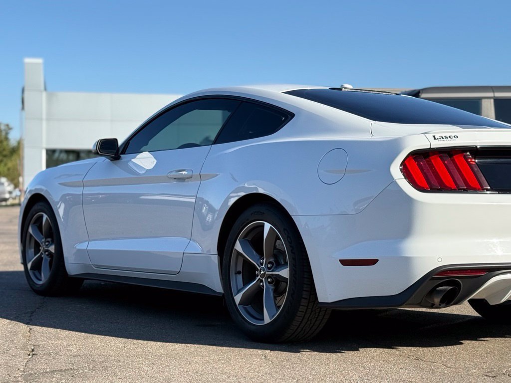 Used 2016 Ford Mustang Premium w/ Equipment Group 201A RWD image 31