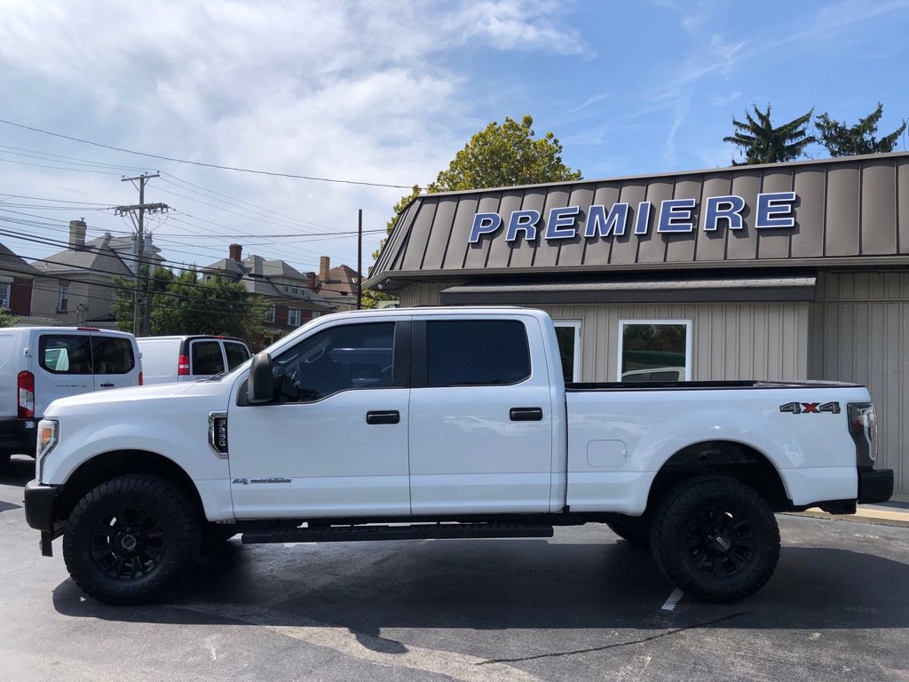 Used 2017 Ford F250 XL AWD/4WD image 3