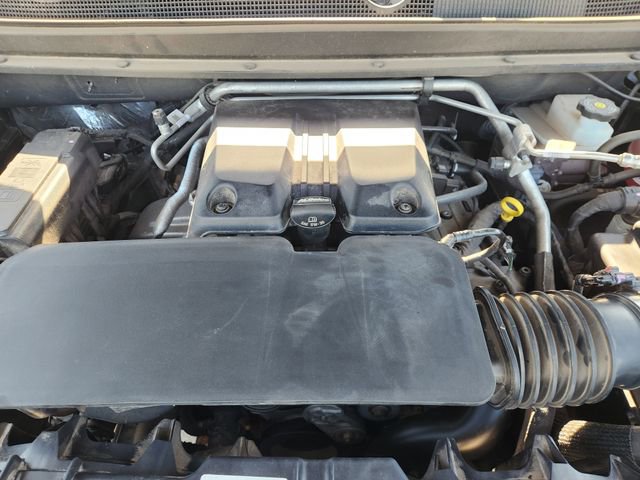 Used 2024 Chevrolet Colorado ZR2 w/ Technology Package AWD/4WD image 31