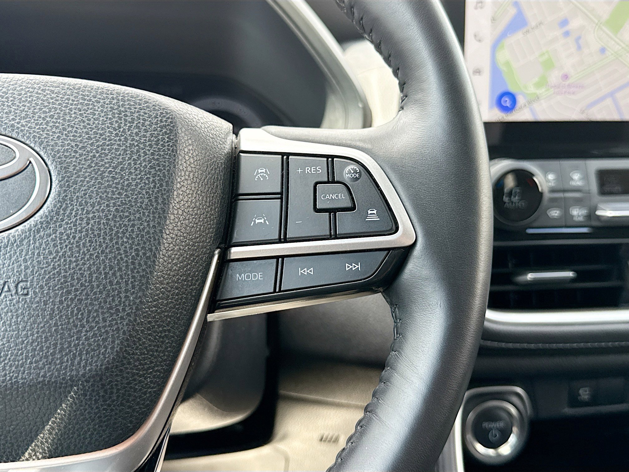 Used 2025 Toyota Grand Highlander AWD Hybrid image 43