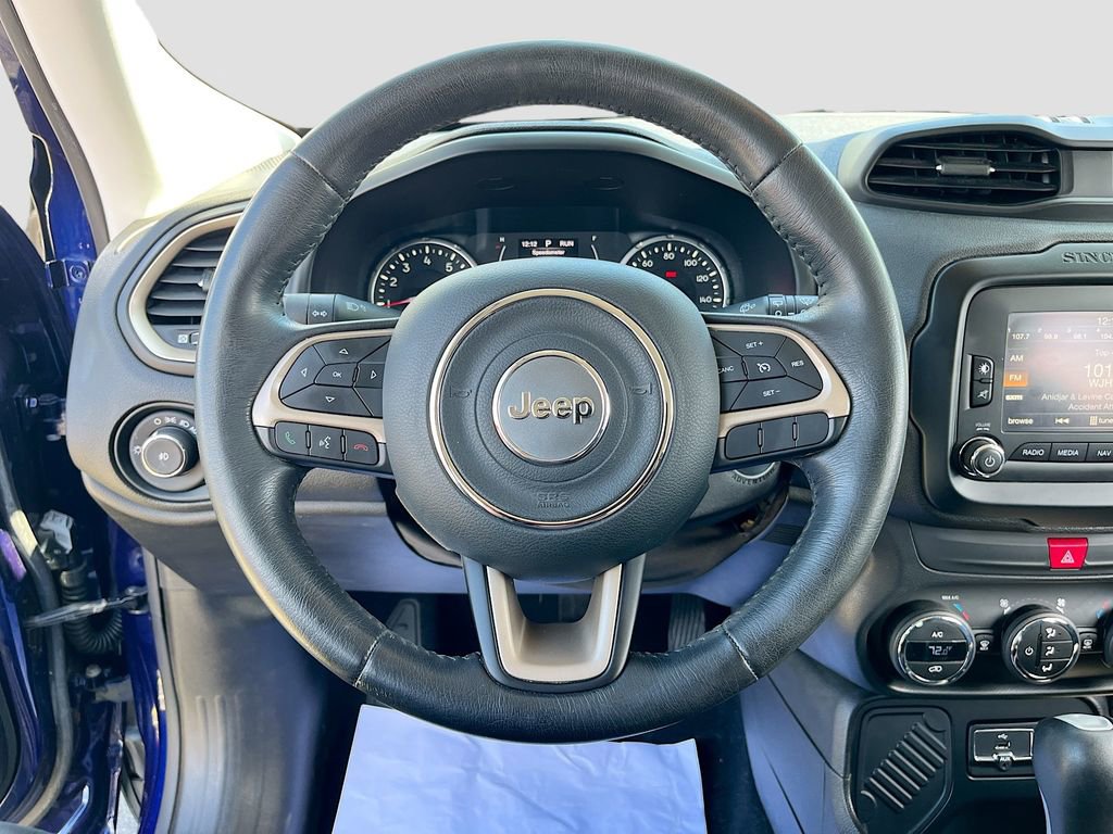 Certified 2016 Jeep Renegade Latitude image 11