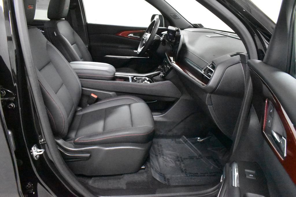 Used 2024 Chevrolet Traverse Z71 w/ Enhanced Driving Package image 13