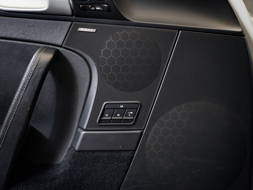 Used 2012 Porsche 911 Turbo S image 28