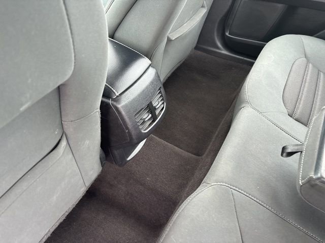 Used 2019 Ford Fusion SE image 32