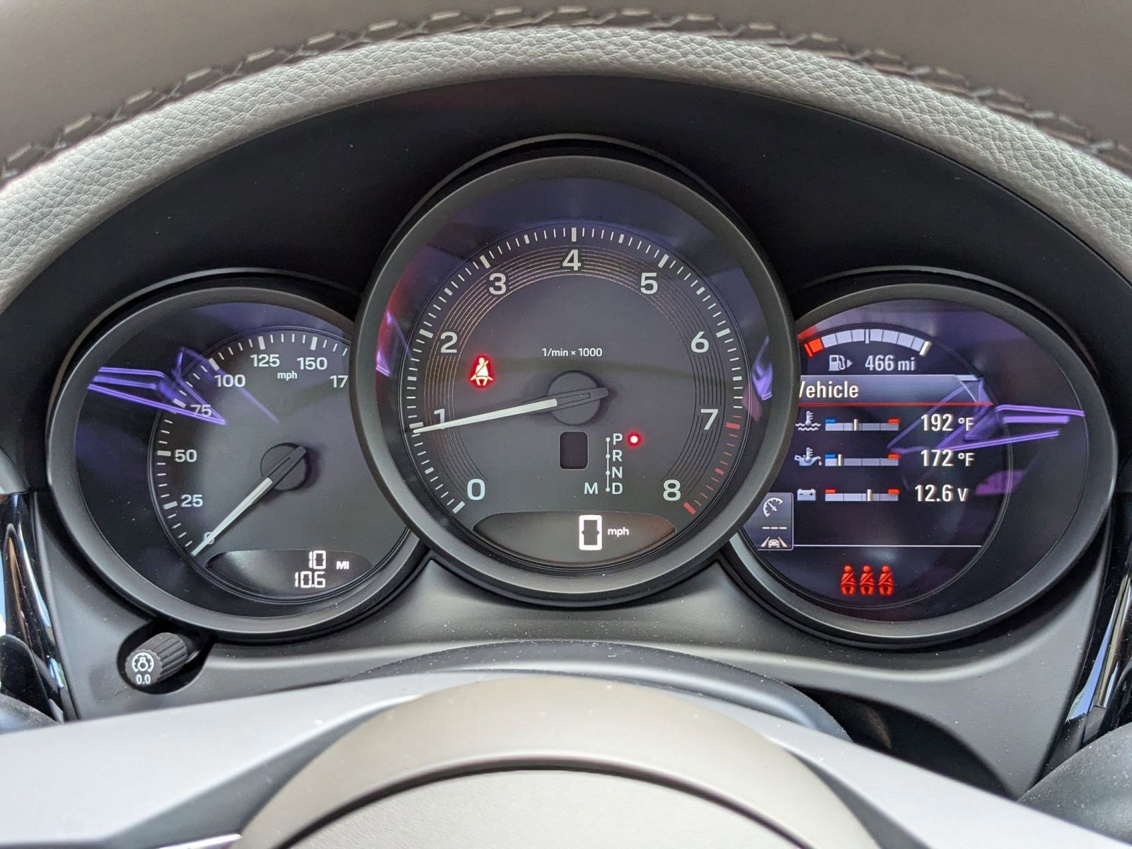 Certified 2025 Porsche Macan image 16