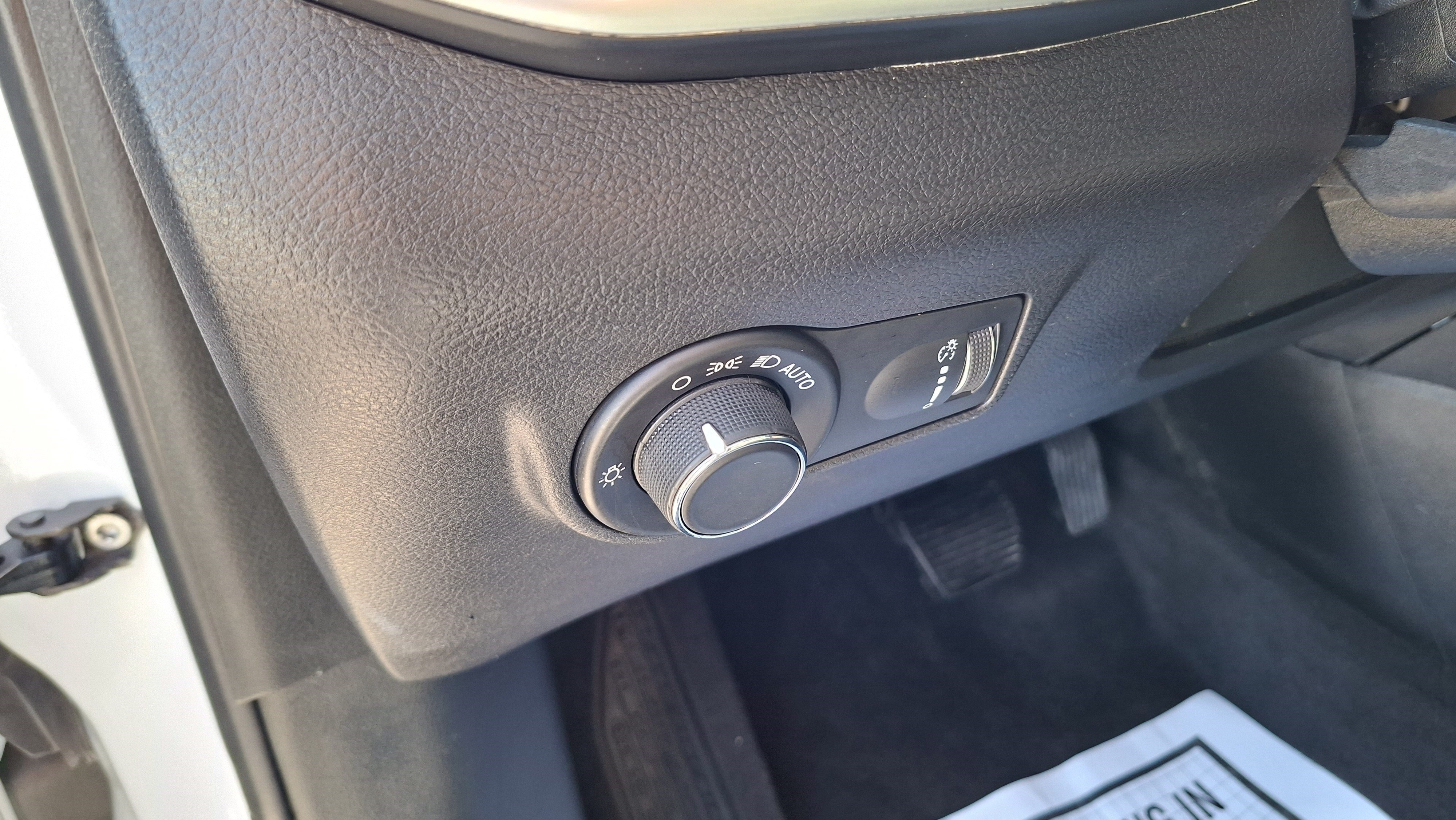 Used 2023 Jeep Compass Sport AWD/4WD image 10