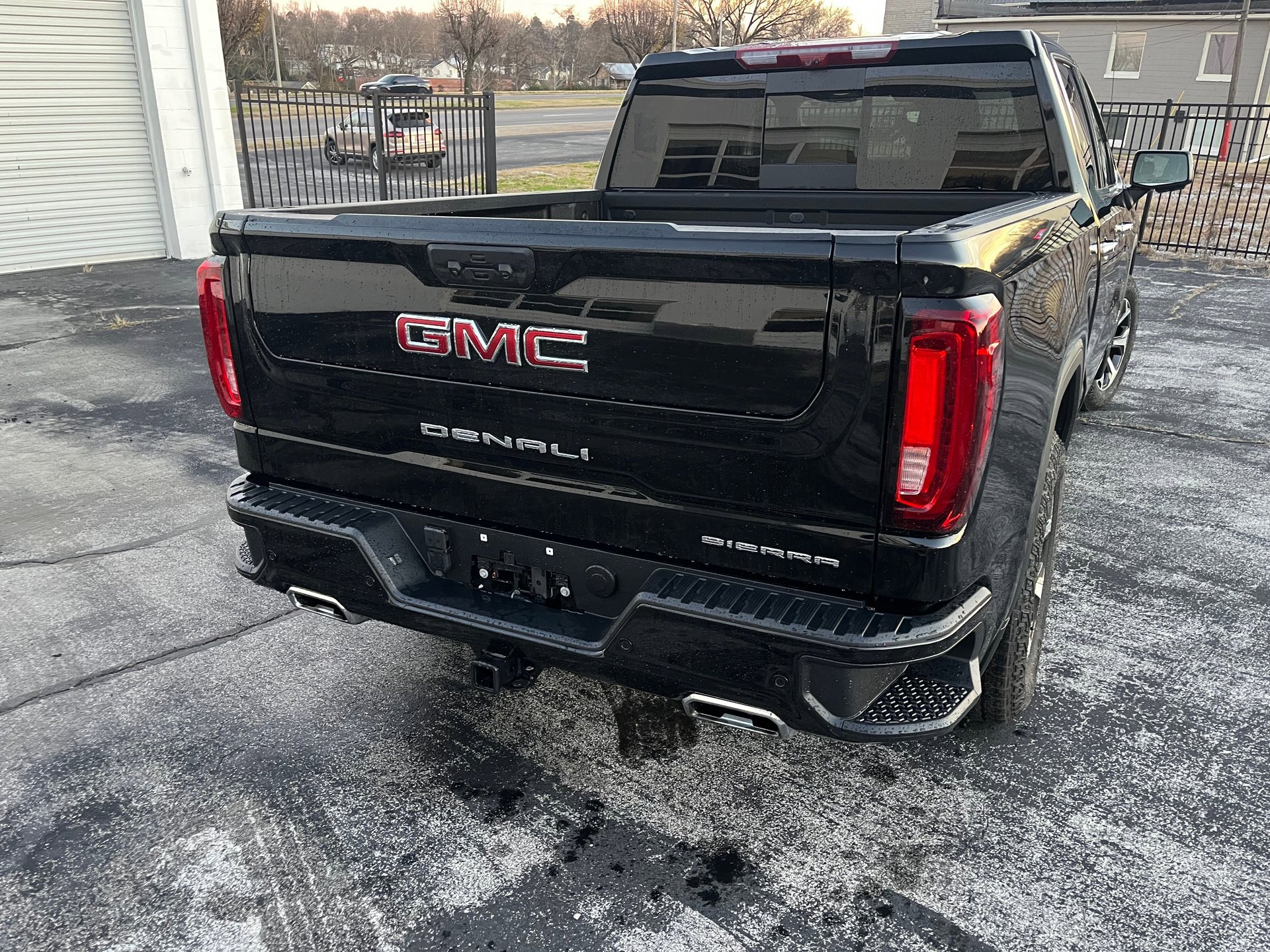 Used 2024 GMC Sierra 1500 Denali w/ Denali Reserve Package image 5
