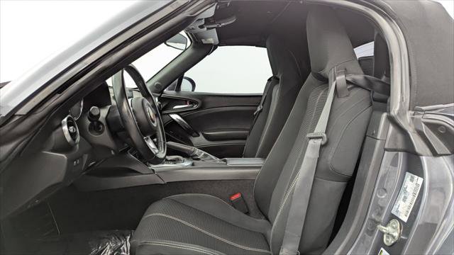 Used 2018 FIAT 124 Spider Classica RWD image 14