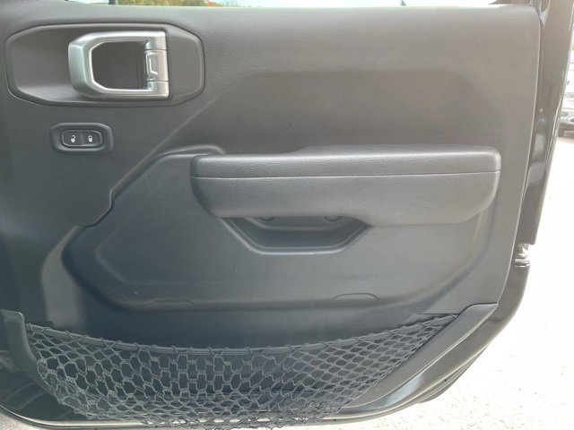 Used 2022 Jeep Gladiator Sport image 24